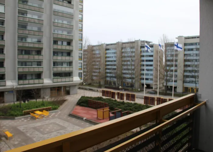 Seaside Downtown Apartment With Private Parking